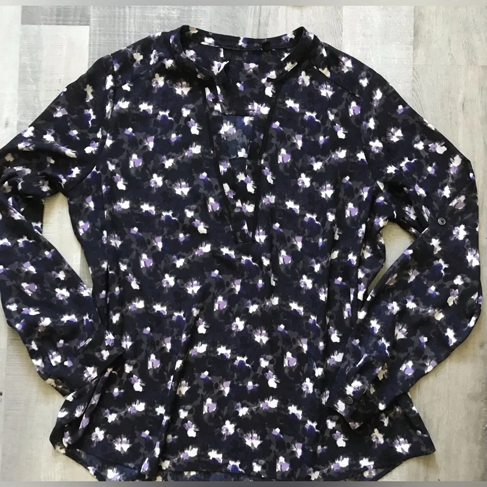 Simply Vera, Lauren Conrad Blouse Bundle Size L - Picture 2 of 4